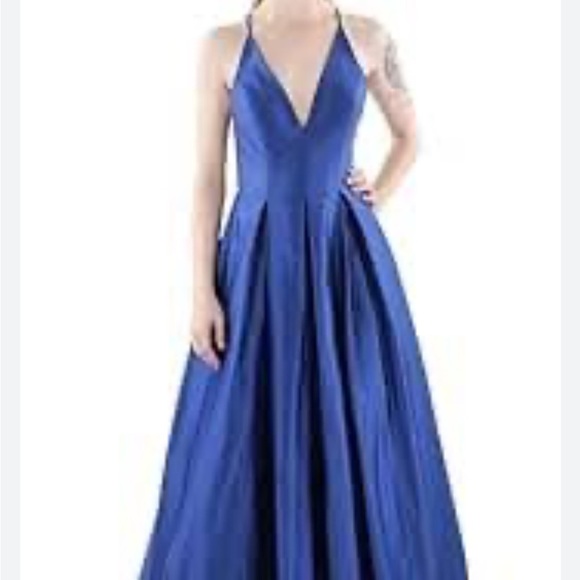 BLONDIE NITES  
Juniors Womens V-Neck Formal Evening Dress - Picture 3 of 7